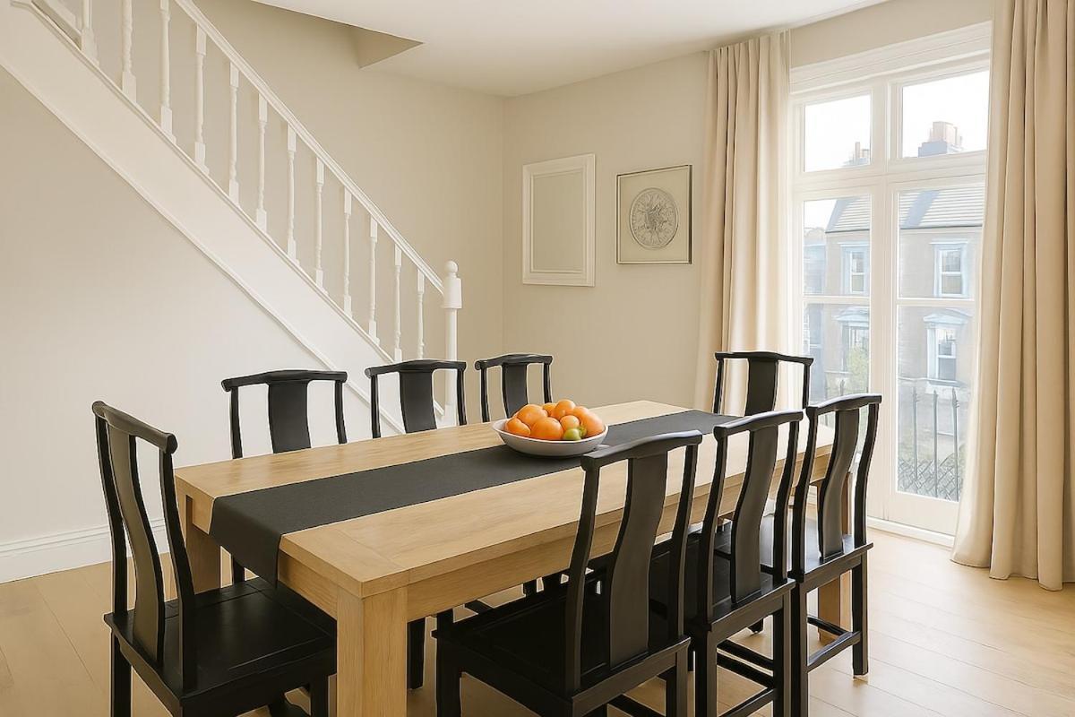 Appartement Spacious 3 Bed Kings Road Sw6 *