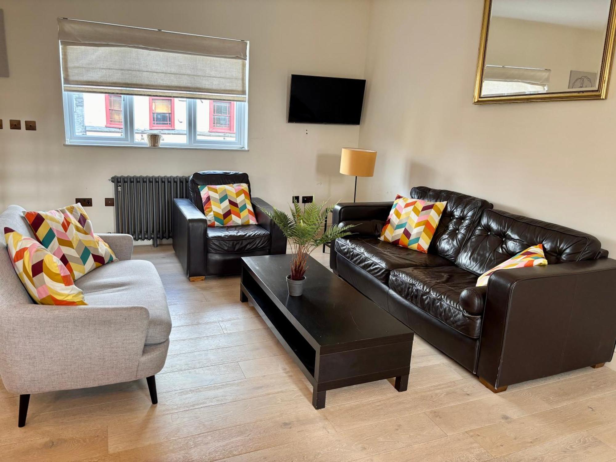 Spacious 3 Bed Kings Road Sw6 * Londen